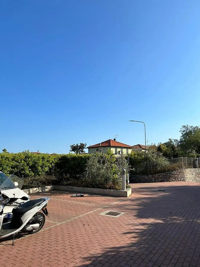 里瓦利古雷La Casa Di Mauro - Mare E Ciclabile A Pochi Passi公寓 公寓 里瓦利古雷