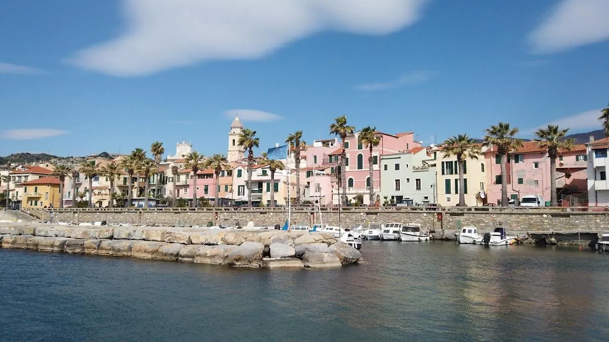 Appartamento La casa di Mauro - Mare e ciclabile a pochi passi Riva Ligure Italia